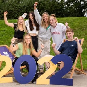 2022 students getting their GCSE results